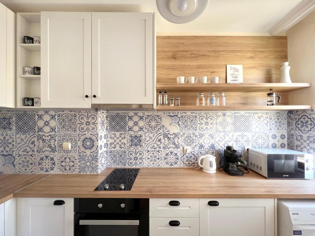 Lovely Apartment With Balcony In Pomorie Old Town By Flat Mаnаger 外观 照片