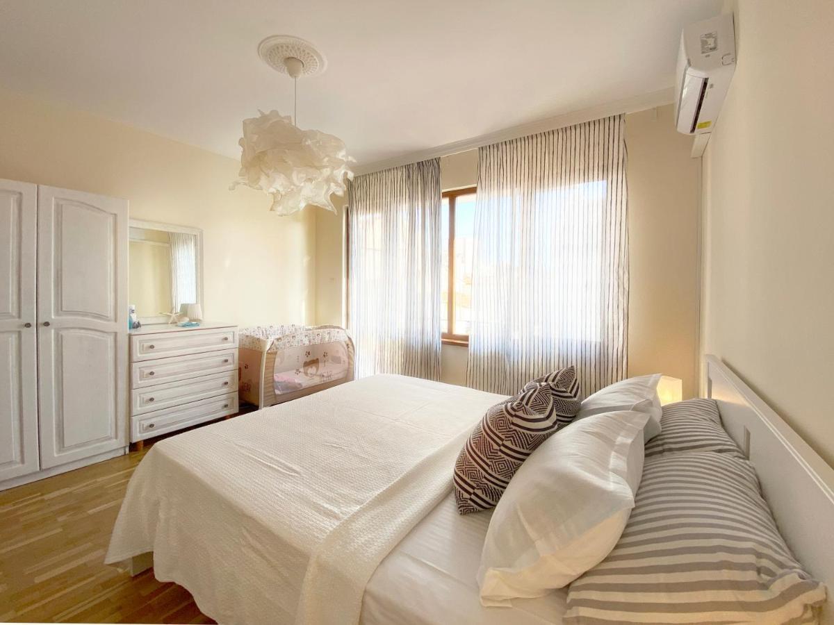 Lovely Apartment With Balcony In Pomorie Old Town By Flat Mаnаger 外观 照片
